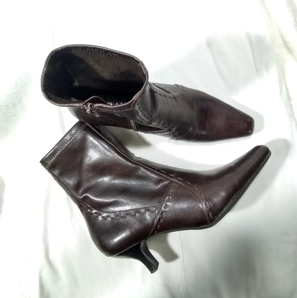 Franco Sarto Shoes - 😍 Franco Sarto Leather Booties Kitten Heel, Wow!
